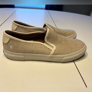 Frye slip on loafers women’s size 7 brown beige cream